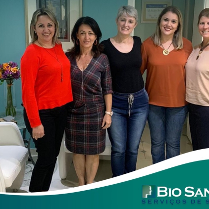 Equipe técnico-administrativa do Hospital Dona Helena visita BIO SANA’S