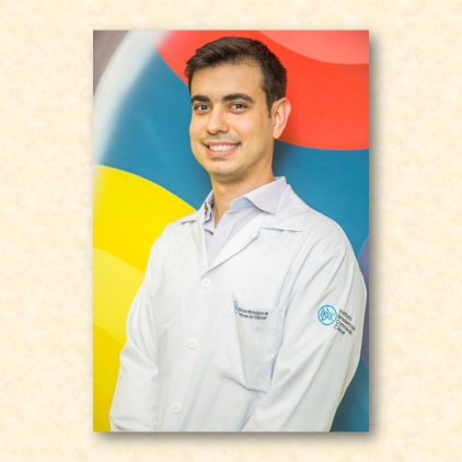 Cuidados intensivos no transplante de medula óssea por Dr. Pedro Amoedo Fernandes *