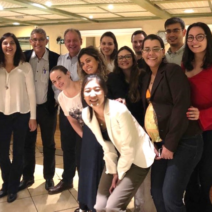 Equipe médica de Hematologia e transplante de medula óssea da BIO SANA`S e IBCC se reuniu na noite de 19/04/2018 com o Professor Angelo Maiolino da UFRJ (Universidade Federal do Rio de Janeiro) para discussão sobre Mieloma Múltiplo